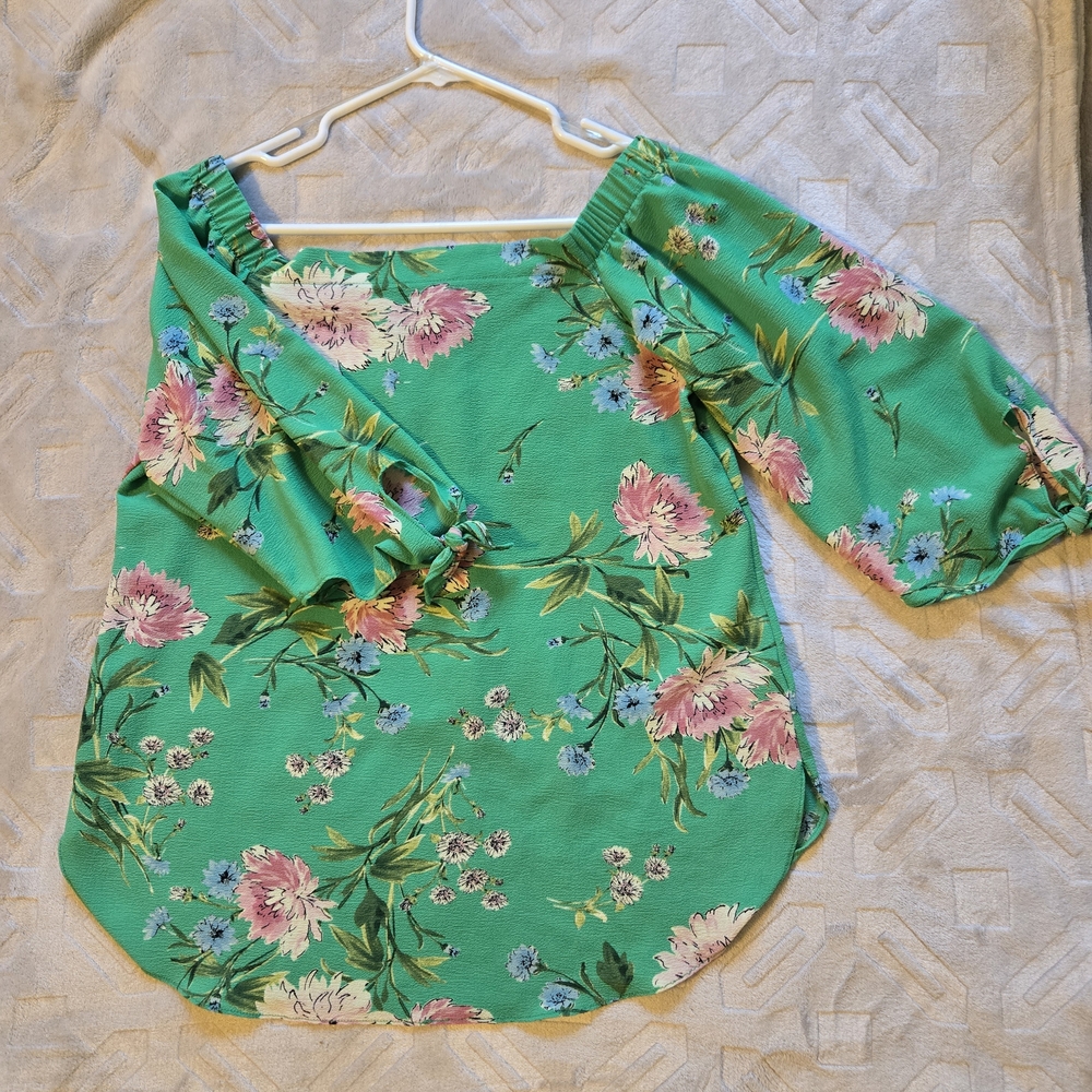 Status Chenault Floral Green Blouse Off Shoulder Tie Sleeves Size M